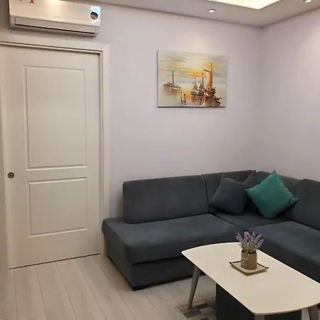 Eribora's Seaside Apartment,durres 아파트 Durrës