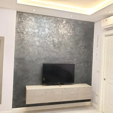 Eribora's Seaside Apartment,durres *